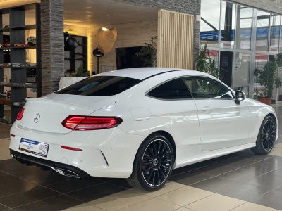 Mercedes-Benz C 200 AMG-Line*LED*Navi*R.Cam*SHZ*DAB*Ambiente*