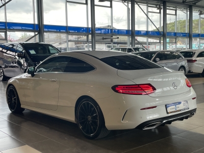 Mercedes-Benz C 200 AMG-Line*LED*Navi*R.Cam*SHZ*DAB*Ambiente*
