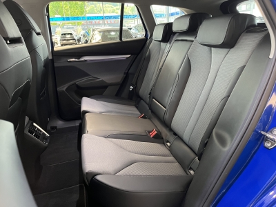 Skoda Enyaq 80 Loft AHK LED Navi R.Cam digCockpit pACC