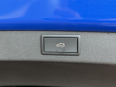 Skoda Enyaq 80 Loft AHK LED Navi R.Cam digCockpit pACC