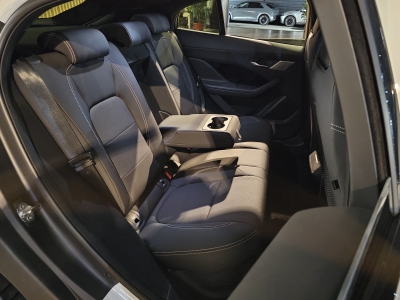 Jaguar I-Pace S AWD LED R.Cam Standheiz. Navi ACC PDC 