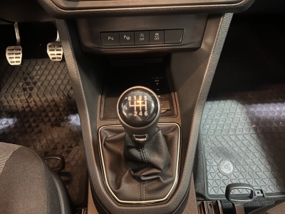 VW Caddy Maxi Design*7-Sitzer*AHK*Standhzg,*ACC*Navi