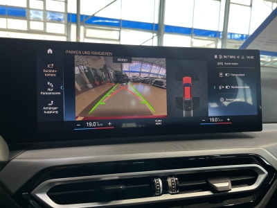 BMW 318 Sport*Shadow*Widescreen*R.Cam*AHK*SHZ*LED*