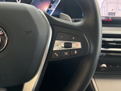 BMW 318 Sport*Shadow*Widescreen*R.Cam*AHK*SHZ*LED*