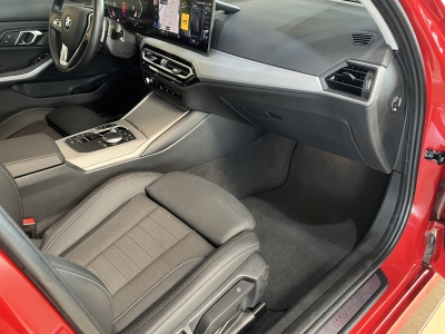 BMW 318 Sport*Shadow*Widescreen*R.Cam*AHK*SHZ*LED*