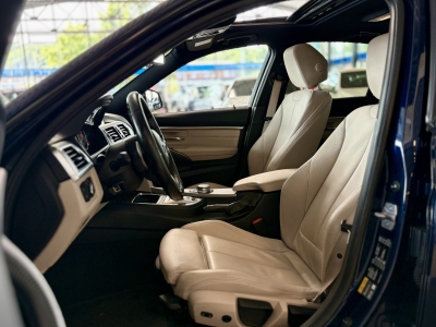 BMW 330 iPerformance M Sport Pano Leder LED Head-Up