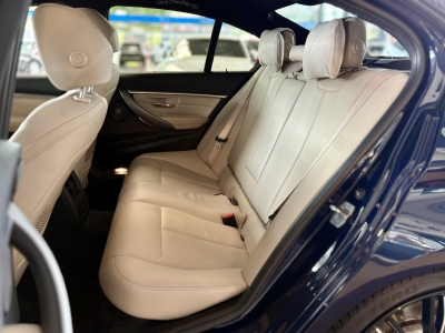 BMW 330 iPerformance M Sport Pano Leder LED Head-Up