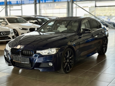 BMW 330 iPerformance M Sport Pano Leder LED Head-Up