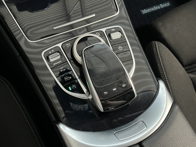 Mercedes-Benz C 220 d LED Navi R.Cam SHZ PDC DAB Sportfahrwerk
