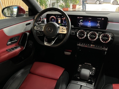 Mercedes-Benz CLA 250 Shooting Brake e AMG Line Pano Leder LED