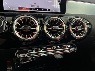 Mercedes-Benz CLA 250 Shooting Brake e AMG Line Pano Leder LED