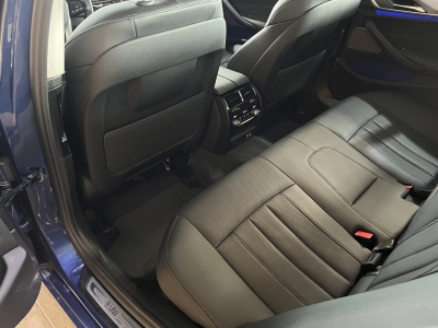 BMW 530 xDrive*MildHyb.*AHK*Leder*LED*R.Cam*Winter-Paket