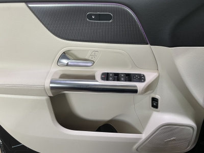 Mercedes-Benz EQA 250 Progressive Pano. dig.Cockpit Navi LED 