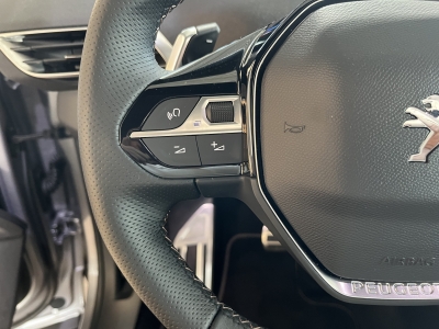 Peugeot 5008 Hybrid 136e GT Pano. dig.Cockpit 7 Sitzer