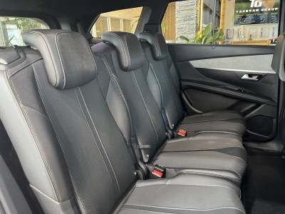 Peugeot 5008 Hybrid 136e GT Pano. dig.Cockpit 7 Sitzer