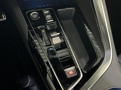 Peugeot 5008 Hybrid 136e GT Pano. dig.Cockpit 7 Sitzer