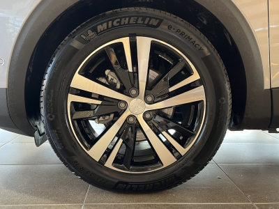 Peugeot 5008 Hybrid 136e GT Pano. dig.Cockpit 7 Sitzer