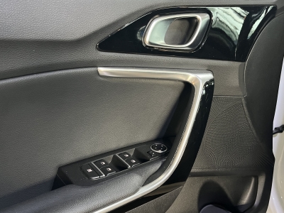 Kia cee'd Sportswagon Vision*Navi*CarPlay**WinterP.*Cam*SHZ*1.H