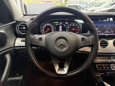 Mercedes-Benz E 350 Avantgarde*LED*Leder*Distronic +*R.Cam*Navi