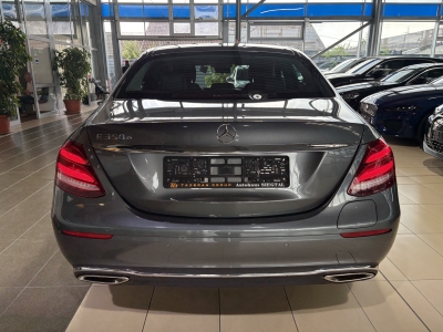 Mercedes-Benz E 350 Avantgarde*LED*Leder*Distronic +*R.Cam*Navi