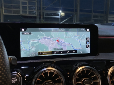 Mercedes-Benz CLA 220 Shooting Brake AMG-Line LED DAB Ambiente