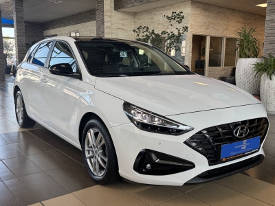 Hyundai i30 Edition 30+ Mild-Hybrid DAB+ PDC Navi