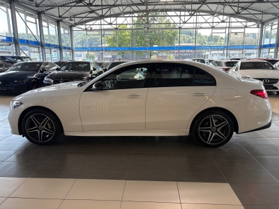 Mercedes-Benz C 300 e AMG-Line Ambiente-Licht LED Distr.+ DAB