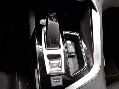 Peugeot 5008 Allure Pano. dig.Cockpit LED Ambiente-Licht