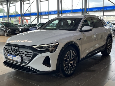 Audi Q8 e-tron 50 S line*Bang&Olufsen*AHK 95 kWh