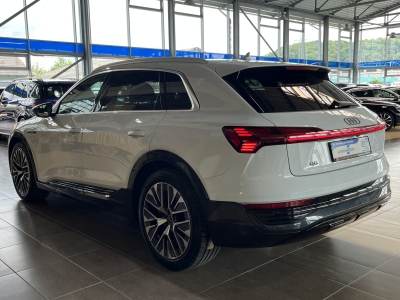 Audi Q8 e-tron 50 S line*Bang&Olufsen*AHK 95 kWh
