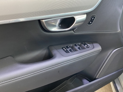 Volvo V90 Core Recharge Hybrid AWD dig.Cockpit Leder