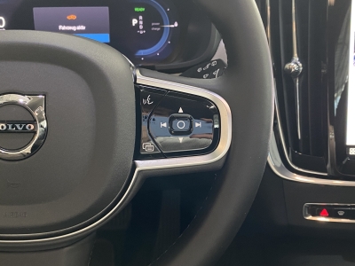 Volvo V90 Core Recharge Hybrid AWD dig.Cockpit Leder