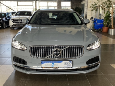 Volvo V90 Core Recharge Hybrid AWD dig.Cockpit Leder