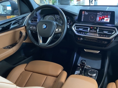 BMW X3 xDrive 20 d LED Leder Tempomat SHZ DAB PDC