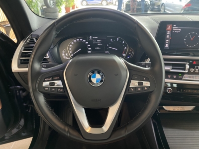 BMW X3 xDrive 20 d LED Leder Tempomat SHZ DAB PDC