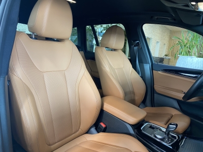 BMW X3 xDrive 20 d LED Leder Tempomat SHZ DAB PDC