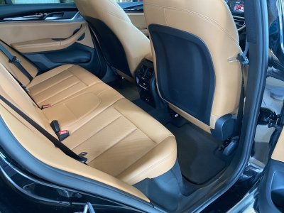 BMW X3 xDrive 20 d LED Leder Tempomat SHZ DAB PDC