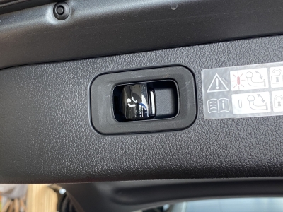 Mercedes-Benz C 220 d Avantgarde AHK Navi PDC SHZ DAB Business