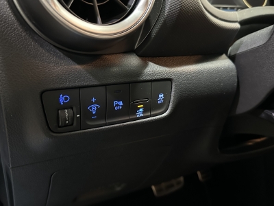 Hyundai KONA Select*ACC*R.Cam*SHZ Klimaauto*SOH:100%