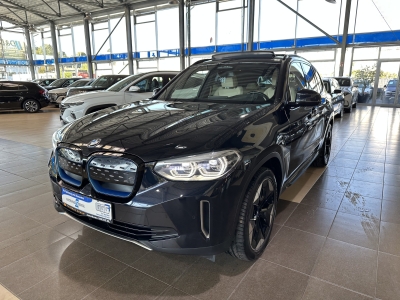BMW iX3 Impressive Pano. Harman/Kardon AHK HUD LED 