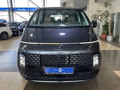 Hyundai STARIA Signature 4WD BOSE 7-Sitze Leder LED NSCC
