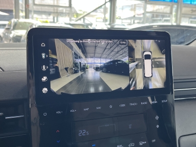 Hyundai STARIA Signature 4WD BOSE 7-Sitze Leder LED NSCC