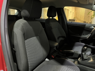 Opel Astra Edition LED R.Cam PDC DAB Tempomat LM 16"