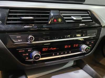 BMW 530 e Pano. Hifi-Sound LED PDC DAB dig.Cockpit