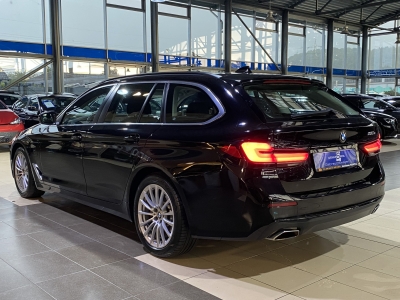 BMW 530 e Pano. Hifi-Sound LED PDC DAB dig.Cockpit