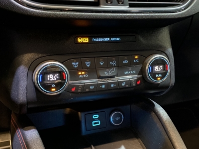 Ford Kuga Hybrid ST-Line X Pano. AHK Ambiente LED SHZ