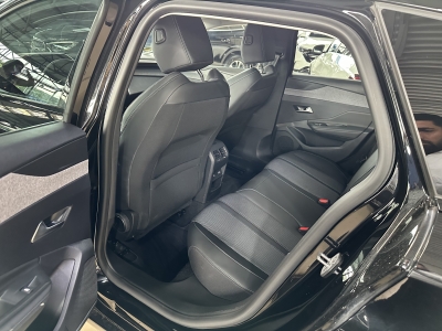 Peugeot 308 Allure Pack AHK LED 360°Cam Navi PDC DAB+