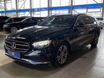 Mercedes-Benz E 220 Avantgarde LED Navi PDC Distr.+ DAB MBUX