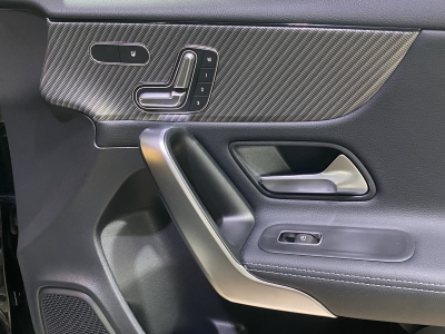 Mercedes-Benz A 250 e Progressive LED Navi PDC SHZ Klimaauto. 