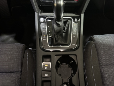 VW Passat GTE AHK Navi LED PDC DAB+ SHZ ACC 